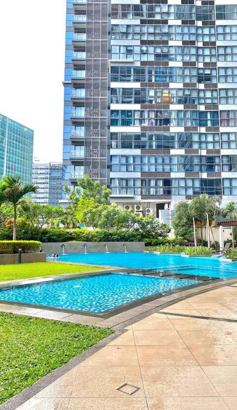 Uptown Parksuites Taguig Extérieur photo
