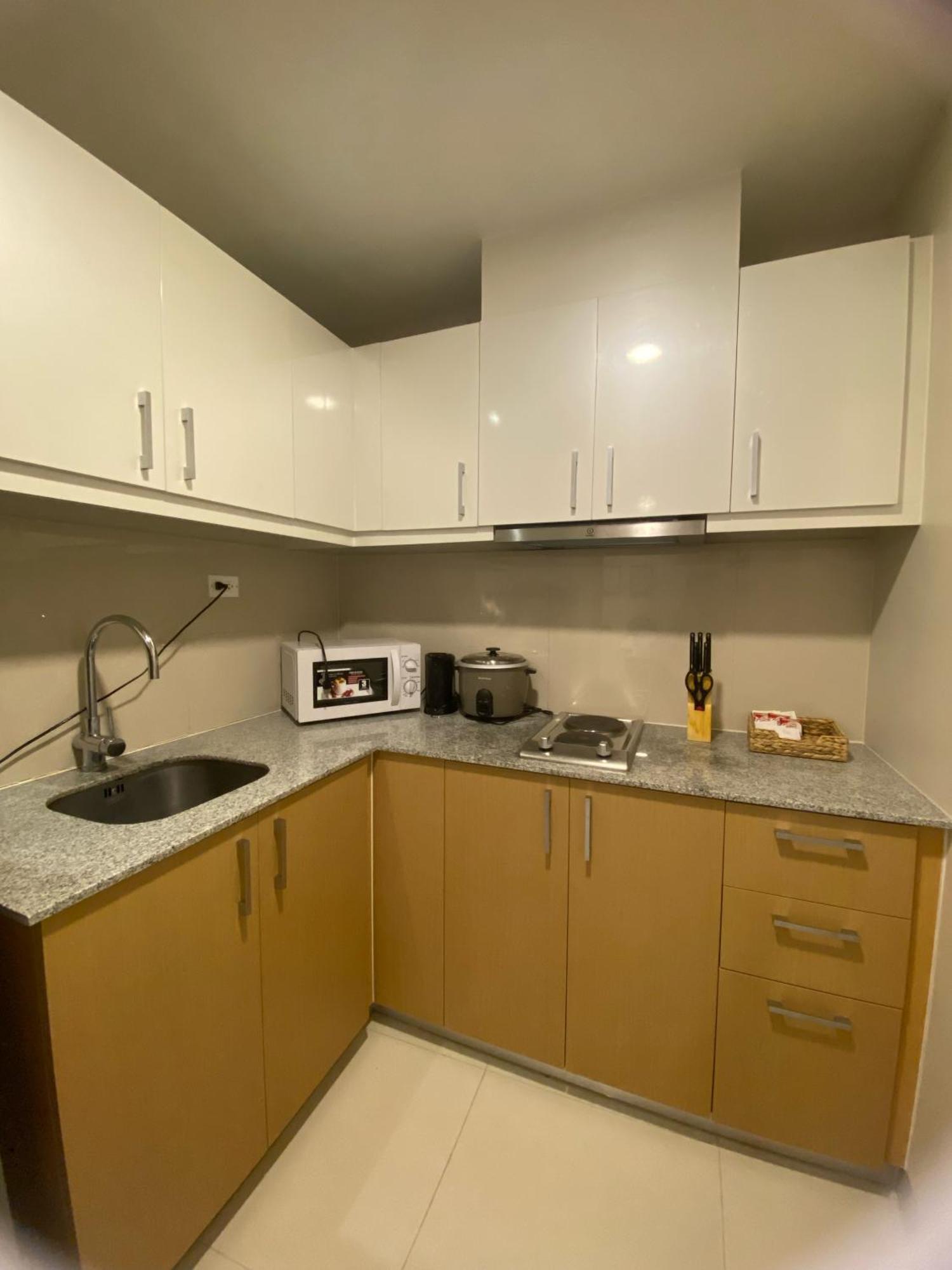 Uptown Parksuites Taguig Extérieur photo